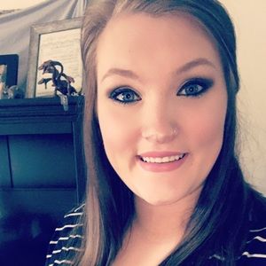 Meet your Posher, Chelsie